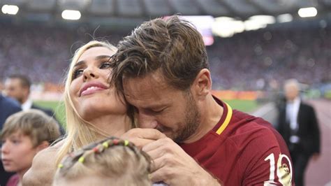 Ilary Blasi, com'è oggi la figlia Chanel Totti e quanti anni ha.